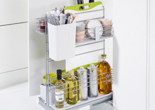Cooking Agent pull-out for hinged door